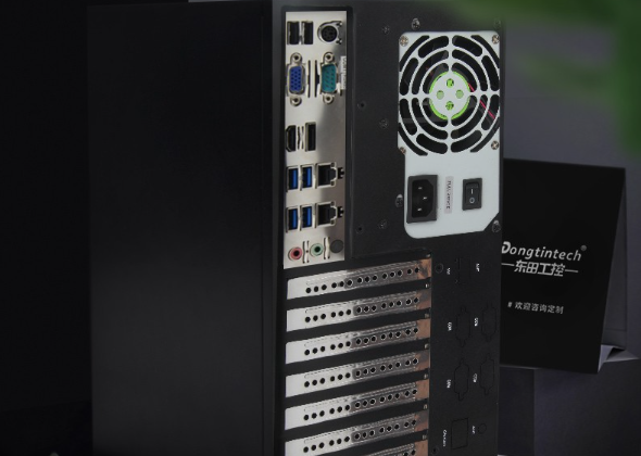 東田壁掛式工控機.png 東田壁掛式工控機.png