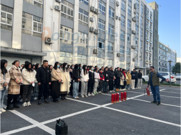 教學(xué)滅火器如何使用.png 教學(xué)滅火器如何使用.png