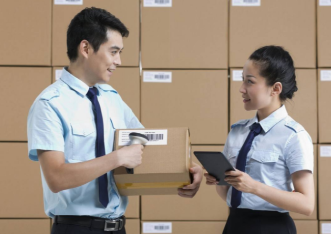 三防平板在物流掃描.png 三防平板在物流掃描.png