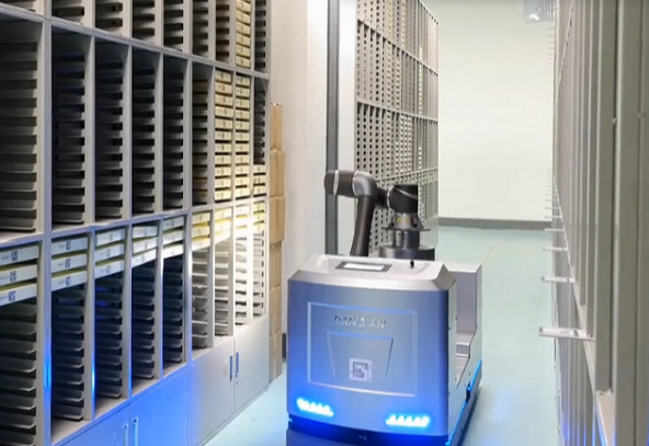 工控機.png 工控機.png