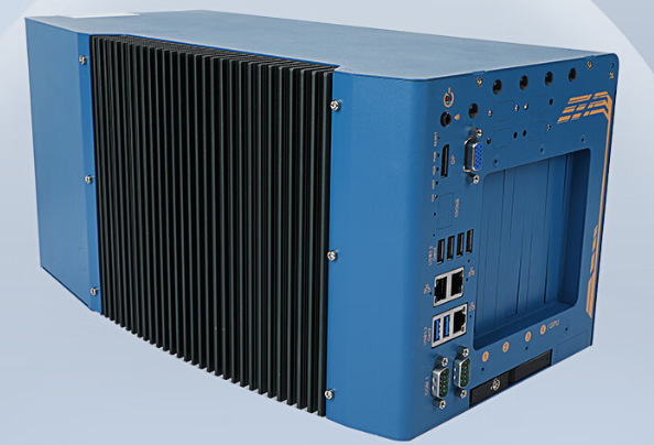 高性能工業級電腦.png 高性能工業級電腦.png