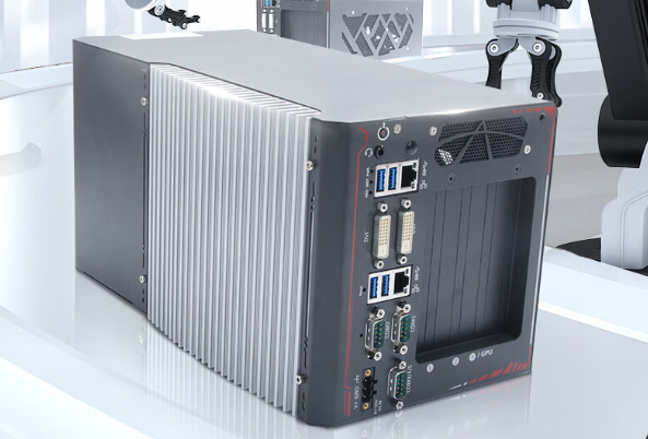 嵌入式工控機(jī).png 嵌入式工控機(jī).png