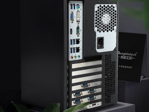 壁掛式工控機.png
