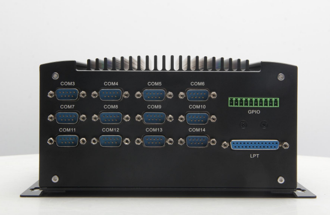 探索效能與端口豐富的多串口工控機(jī)