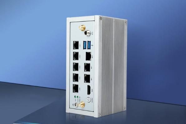 多網(wǎng)口工控機:提升工業(yè)自動化與網(wǎng)絡(luò)通信的關(guān)鍵設(shè)備