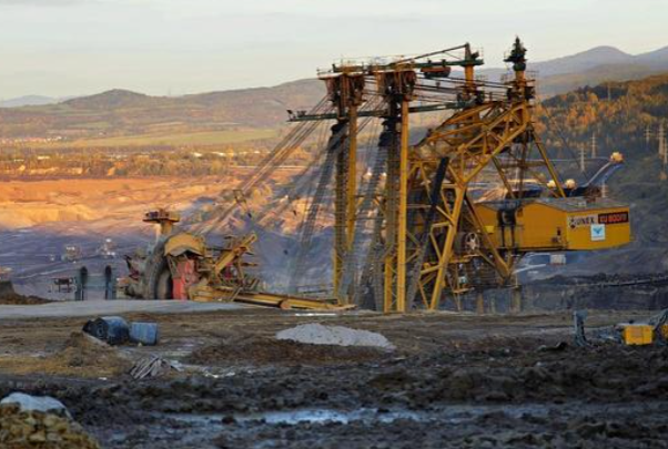 礦業(yè)開采.png 礦業(yè)開采.png