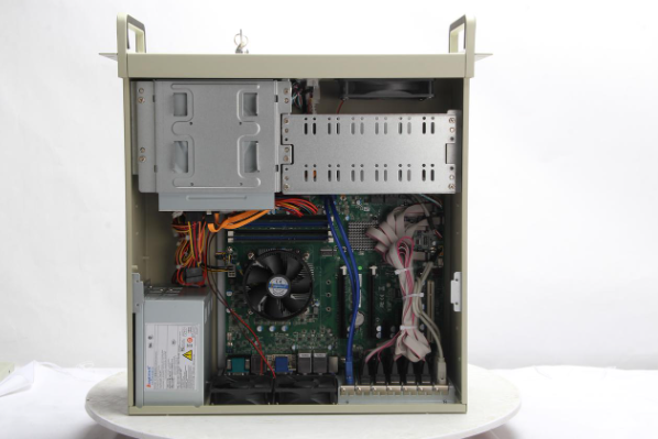 擴展槽設計.png 擴展槽設計.png