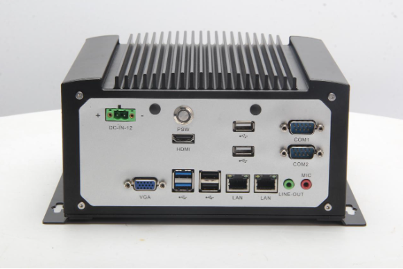 14com口嵌入式工控機為數(shù)據(jù)采集增效