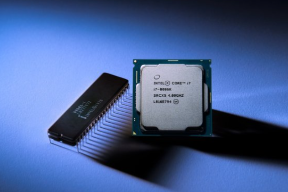 酷睿強(qiáng)大性能.png 酷睿強(qiáng)大性能.png