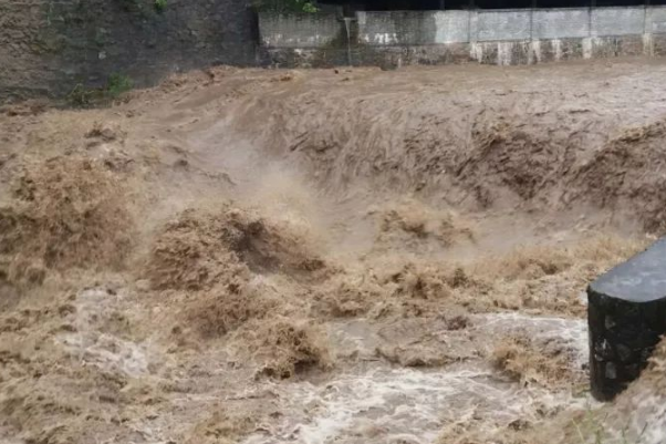 地質(zhì)災(zāi)害.png 地質(zhì)災(zāi)害.png