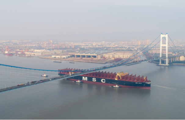 船舶航道偏離預警.png 船舶航道偏離預警.png