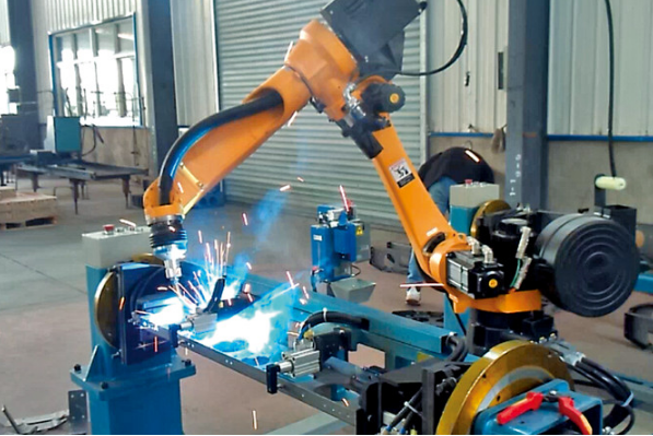 X86架構(gòu)工業(yè)平板電腦:焊接設(shè)備行業(yè)的技術(shù)升級(jí)新引擎