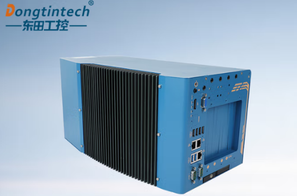 東田嵌入式無風扇工控機.png 東田嵌入式無風扇工控機.png