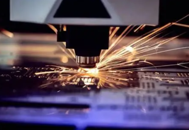 研華工控機(jī)4U抗電磁干擾解決方案，驅(qū)動(dòng)高精度激光打印設(shè)備