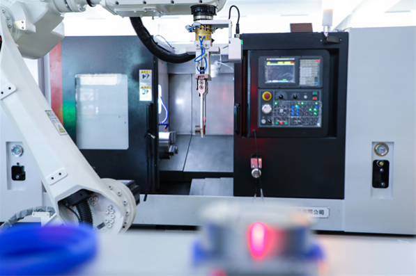 東田4U工控服務(wù)器,打造數(shù)控車(chē)床設(shè)備高效穩(wěn)定的基石